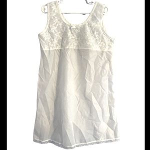 Little girls vintage inspired nightgown